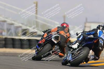 media/Oct-08-2022-SoCal Trackdays (Sat) [[1fc3beec89]]/Turn 16 (125pm)/